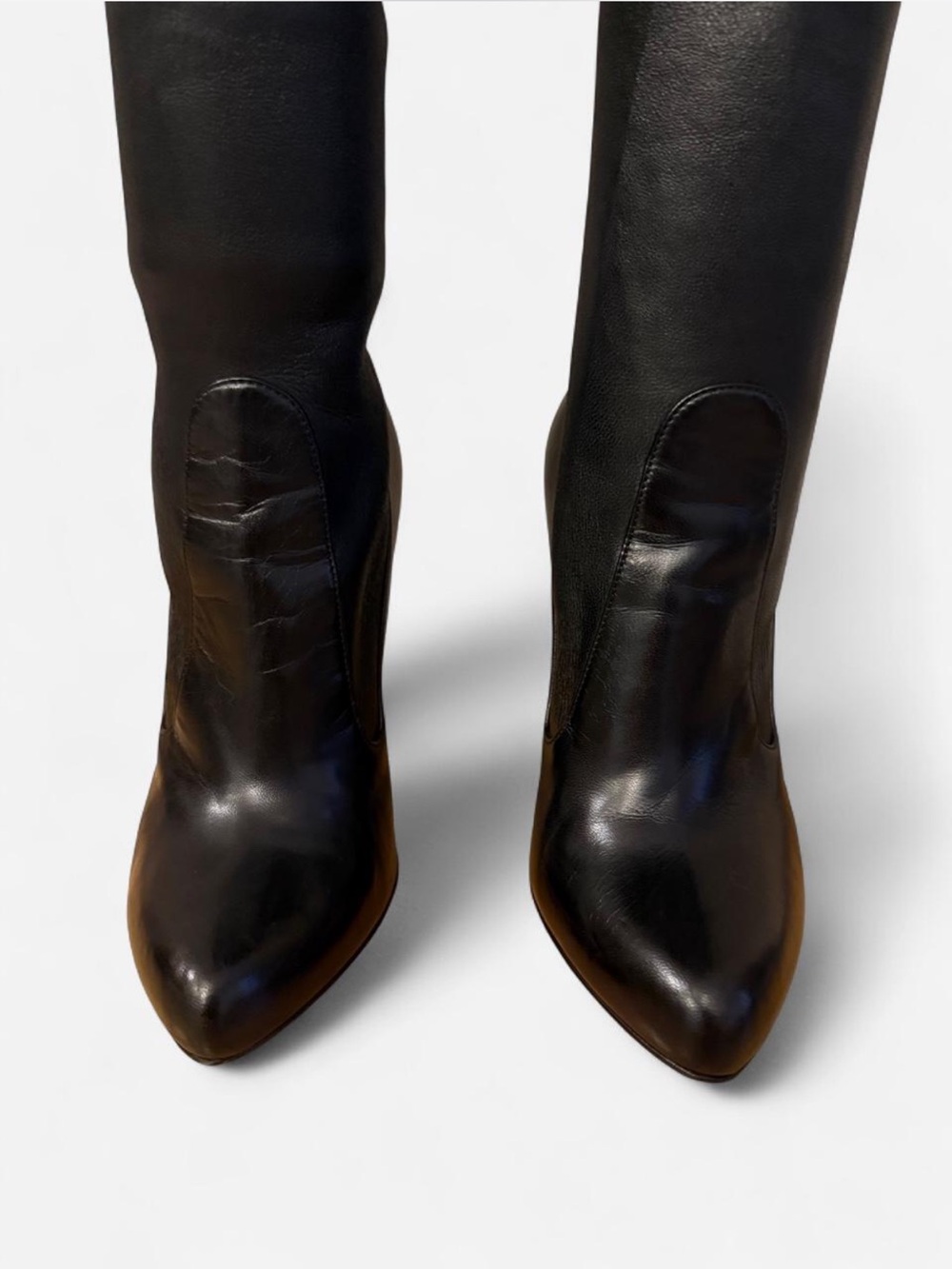 Tom Ford Black Over-the-Knee Boots with Gold Rear Zipper - Picture 6 of 14